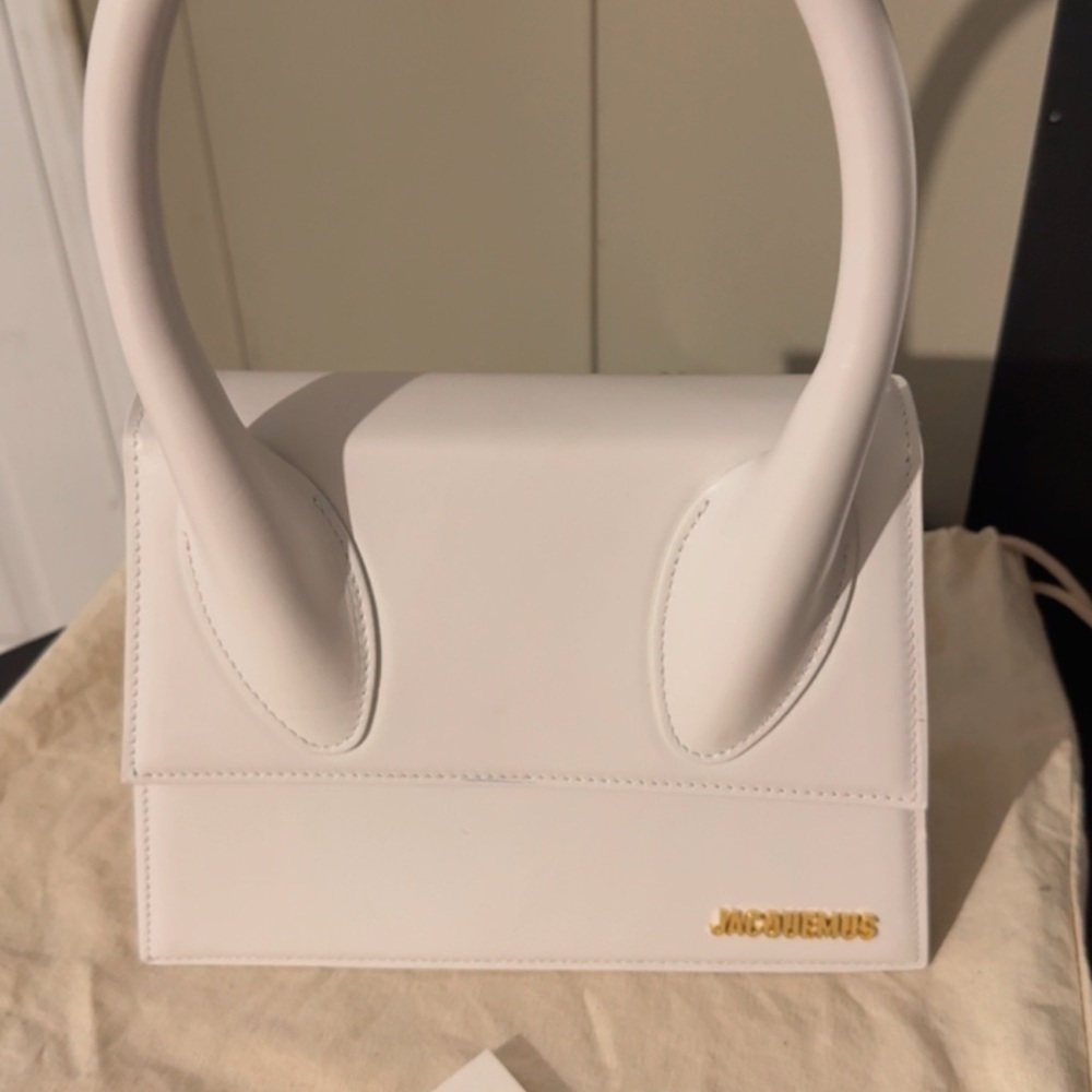 Jacquemus Cream  large Bag with Gold Logo
